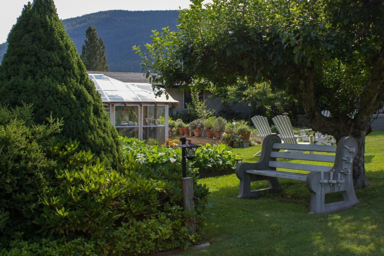 Genelle House B&B Guest House Esterno foto